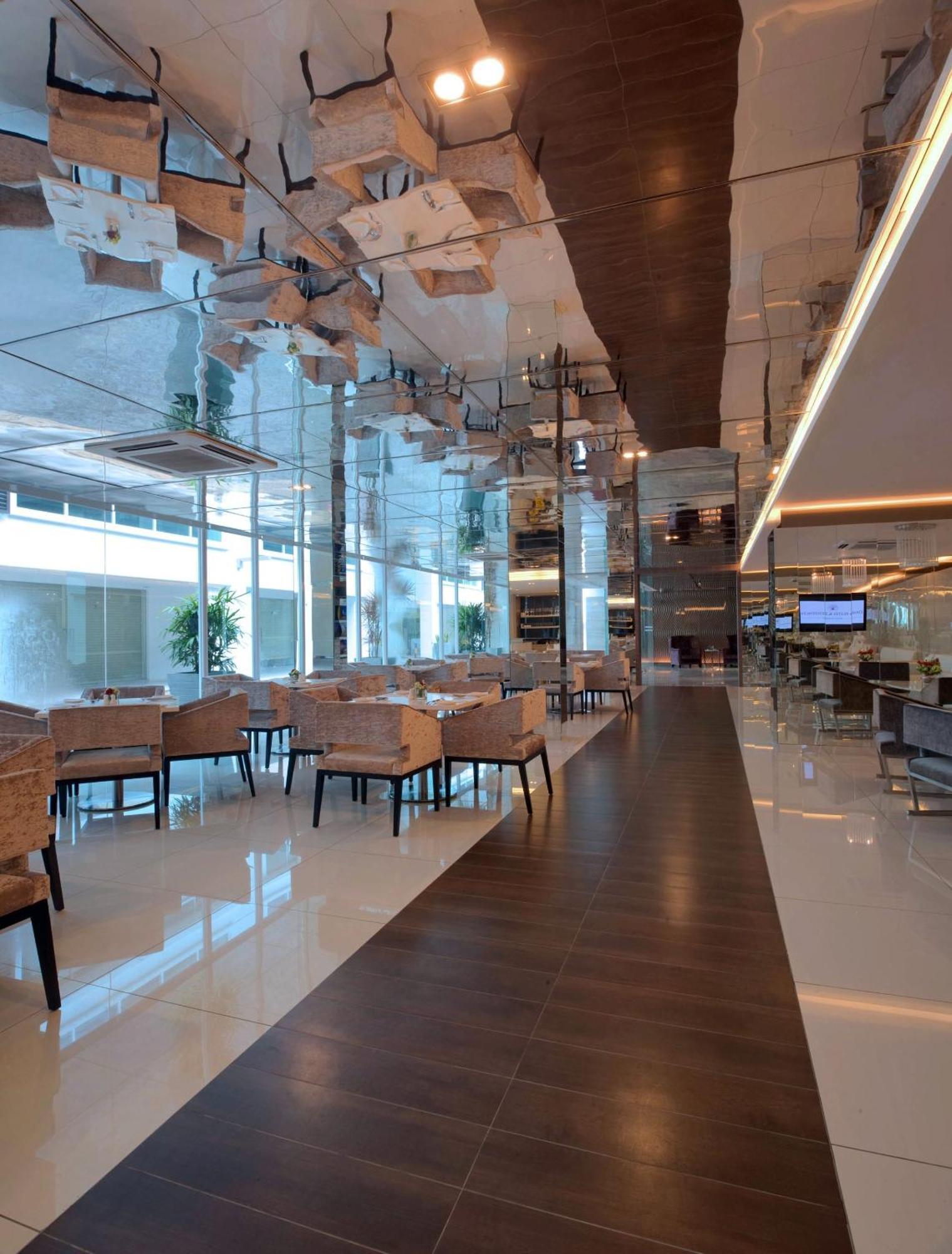 Damas Suites & Residences Kuala Lumpur Kültér fotó
