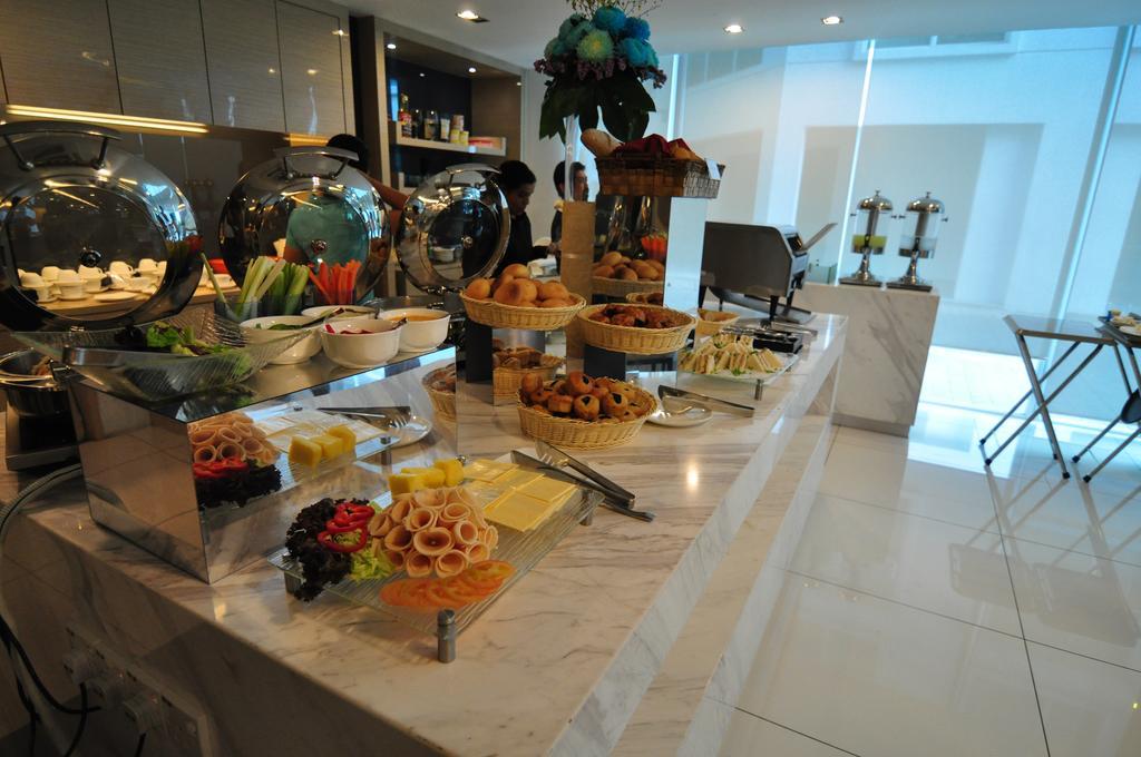 Damas Suites & Residences Kuala Lumpur Kültér fotó