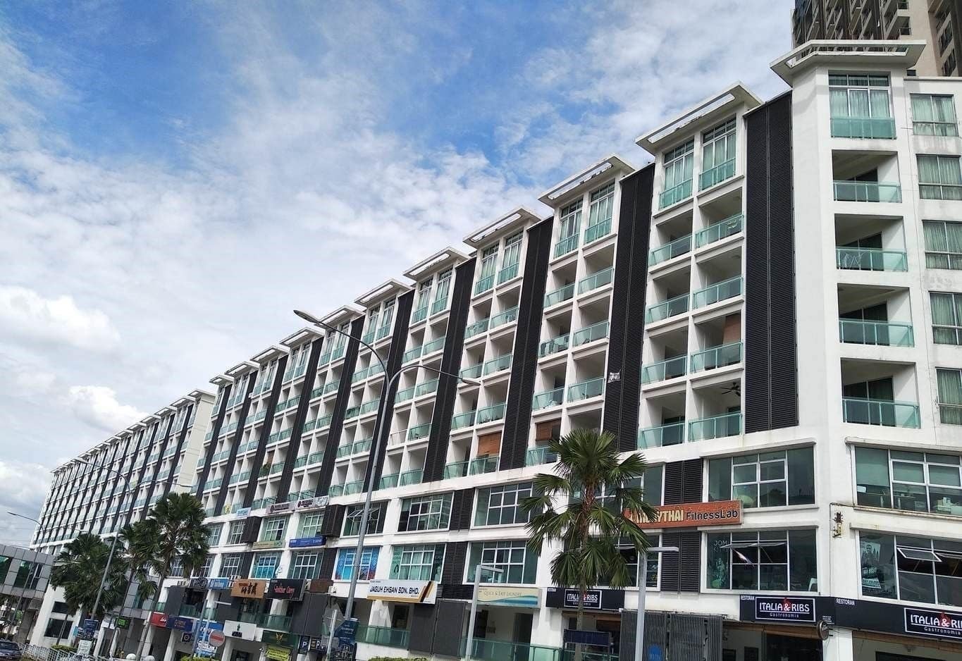 Damas Suites & Residences Kuala Lumpur Kültér fotó